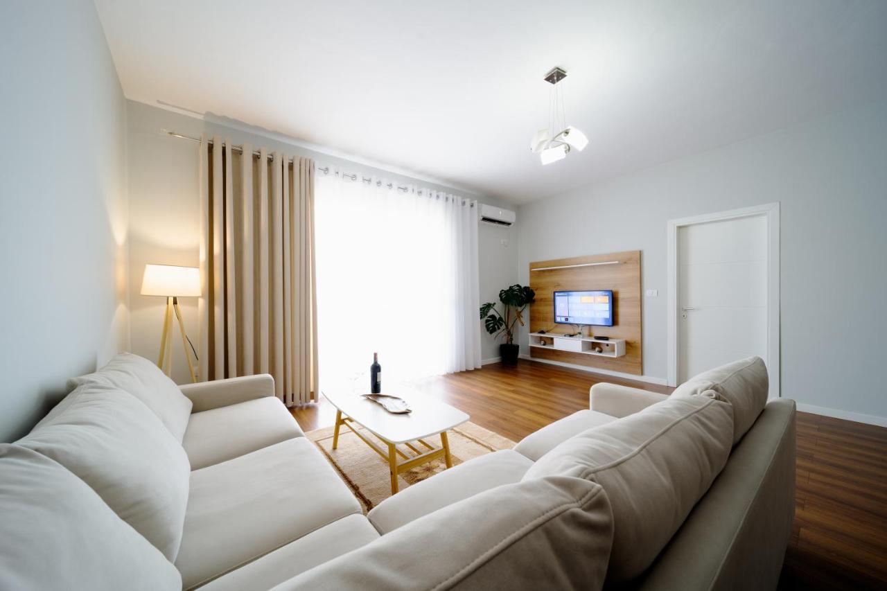 Apartamente Тирана Экстерьер фото