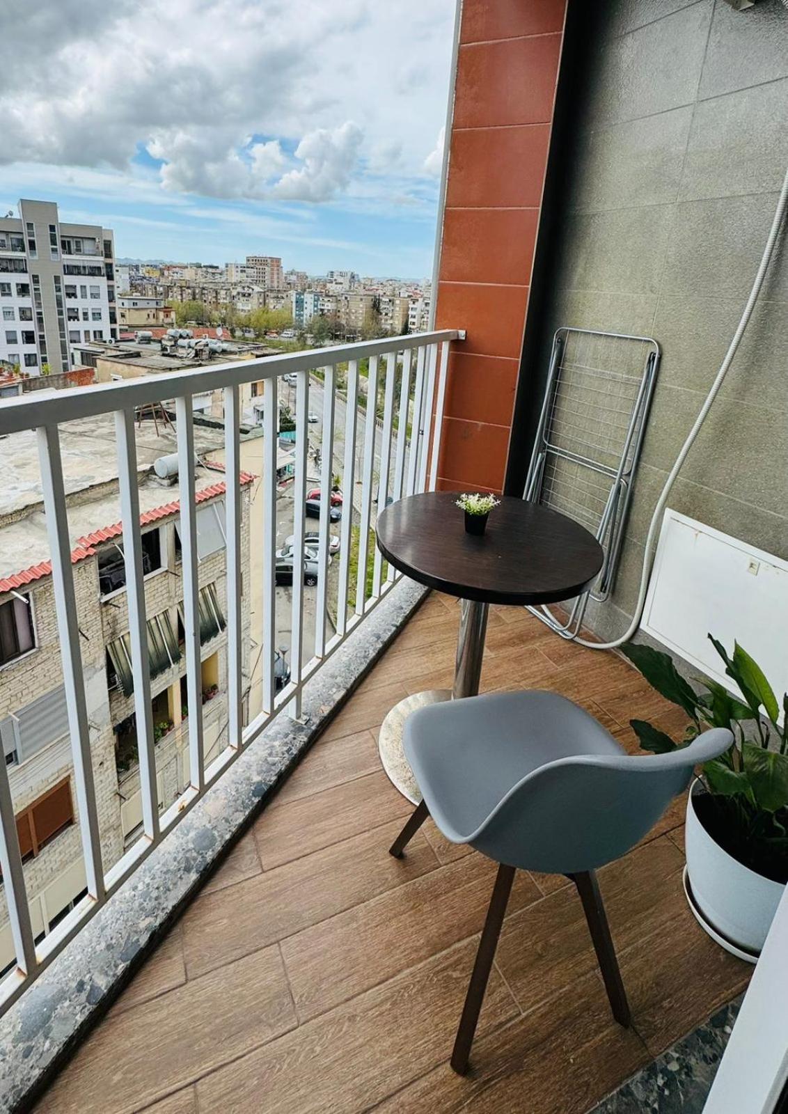Apartamente Тирана Экстерьер фото