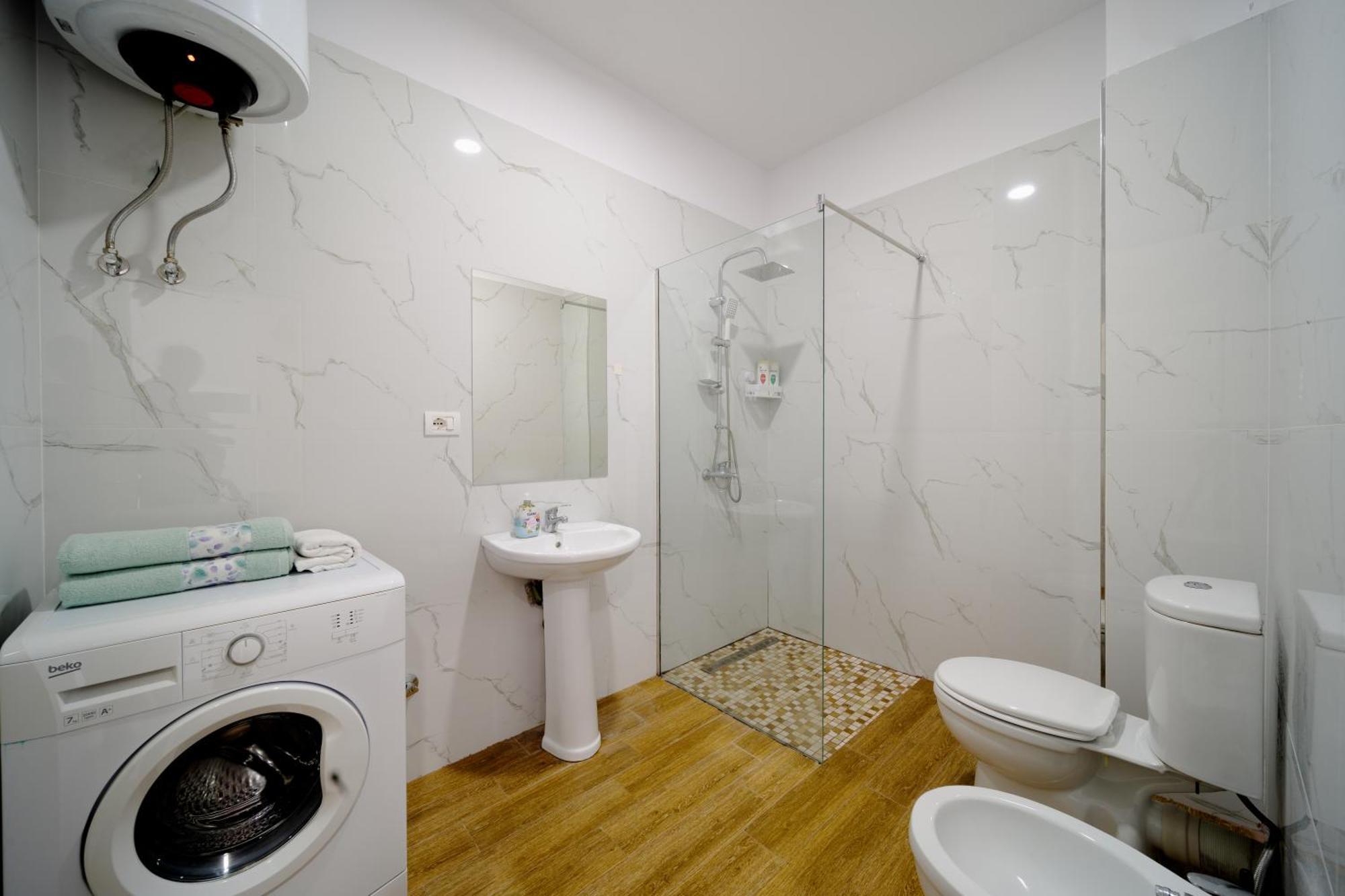 Apartamente Тирана Номер фото