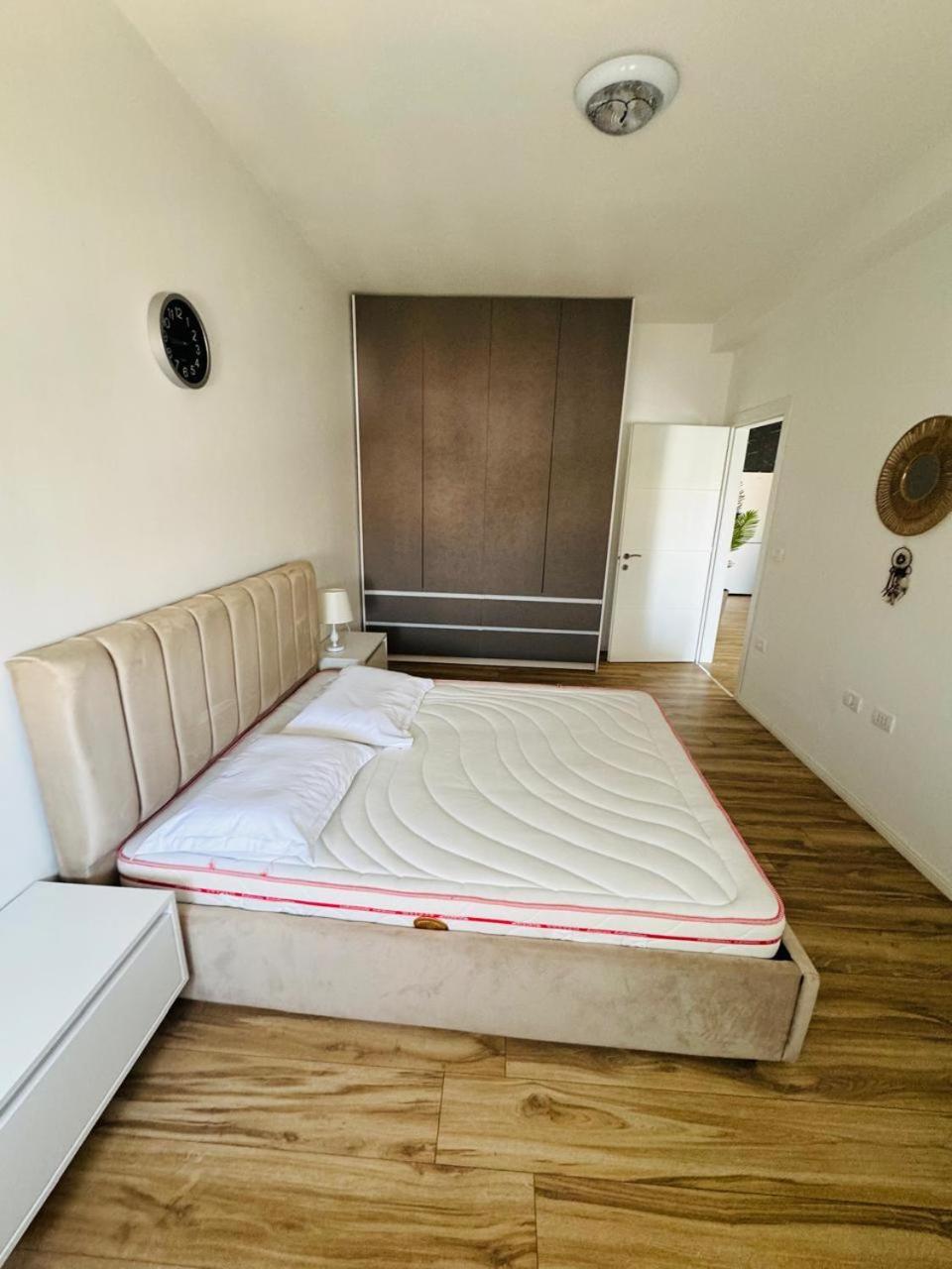 Apartamente Тирана Экстерьер фото